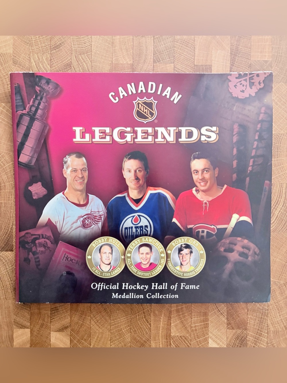 Canadian Legends Hockey Hall of Fame Medallion Collection - 22 medallions & book